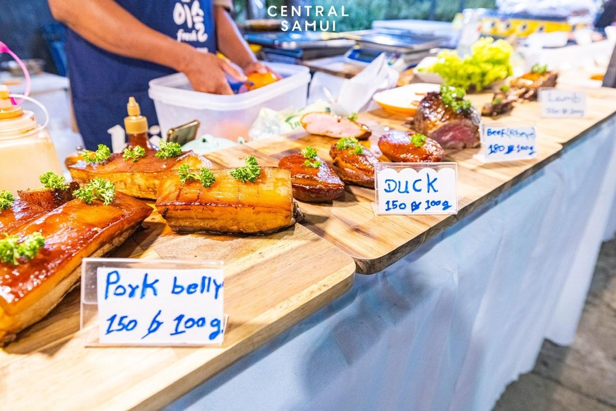C Mui Market - Foods&Souvenirs Market photo 2