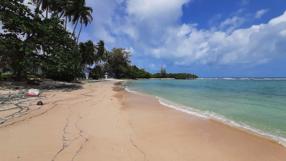 Natien Beach photo 2