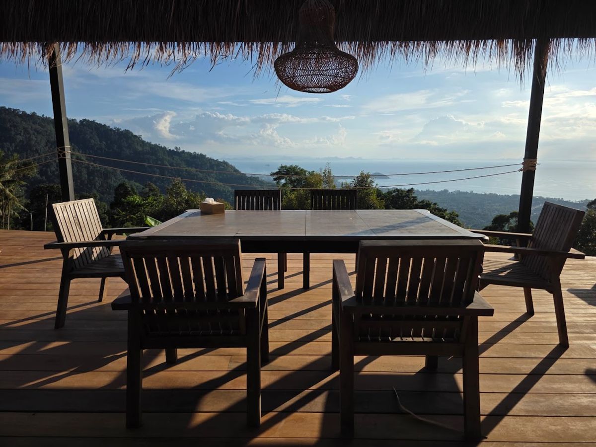 Sora Sierra – Sky Above Samui, Koh Samui