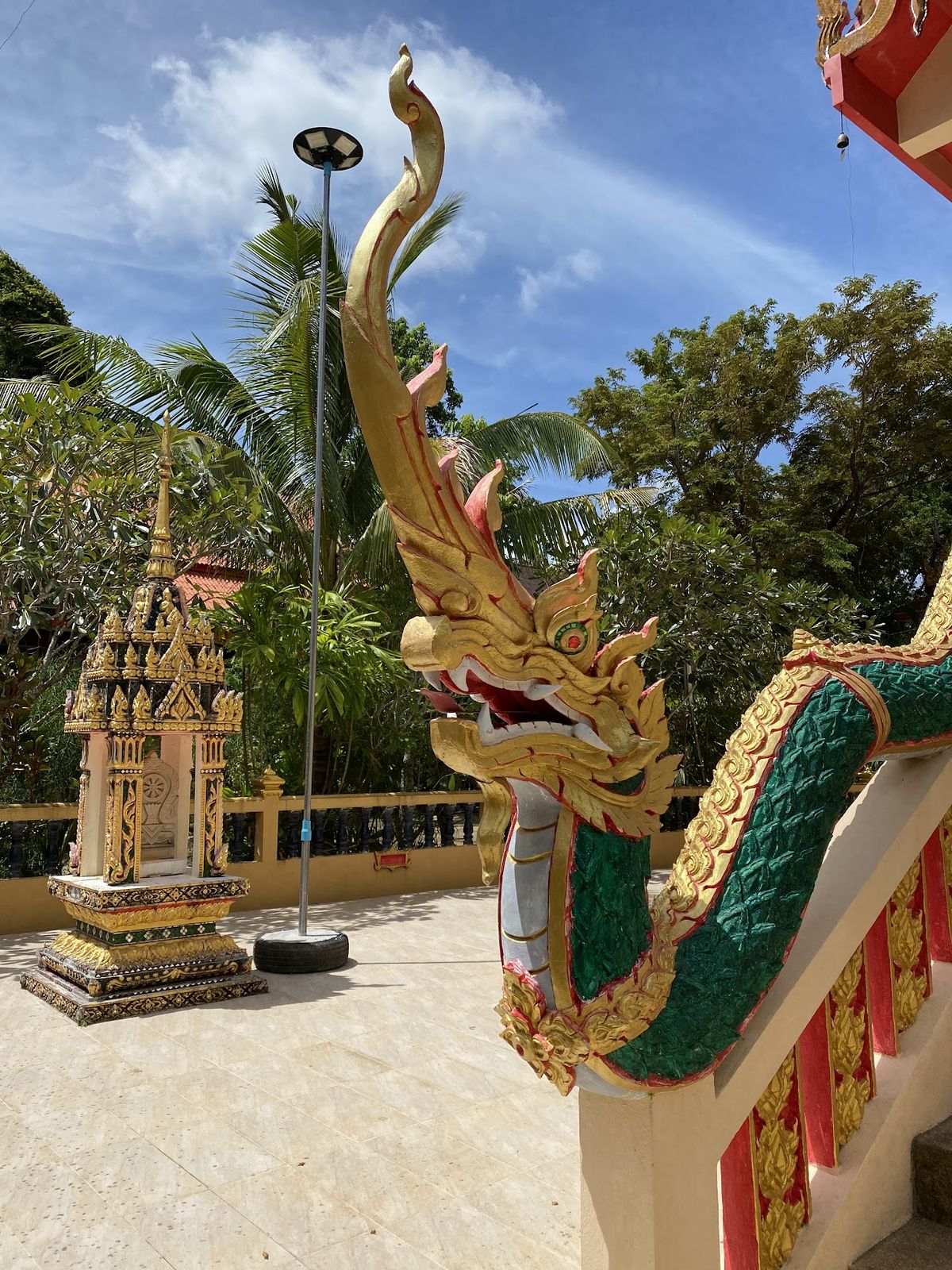 Wat Na Phra Lan photo 3