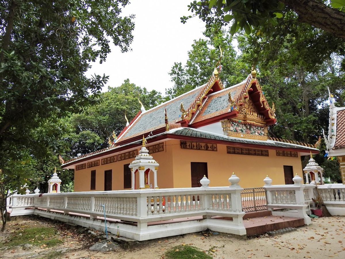 Wat Phang Bua photo 2