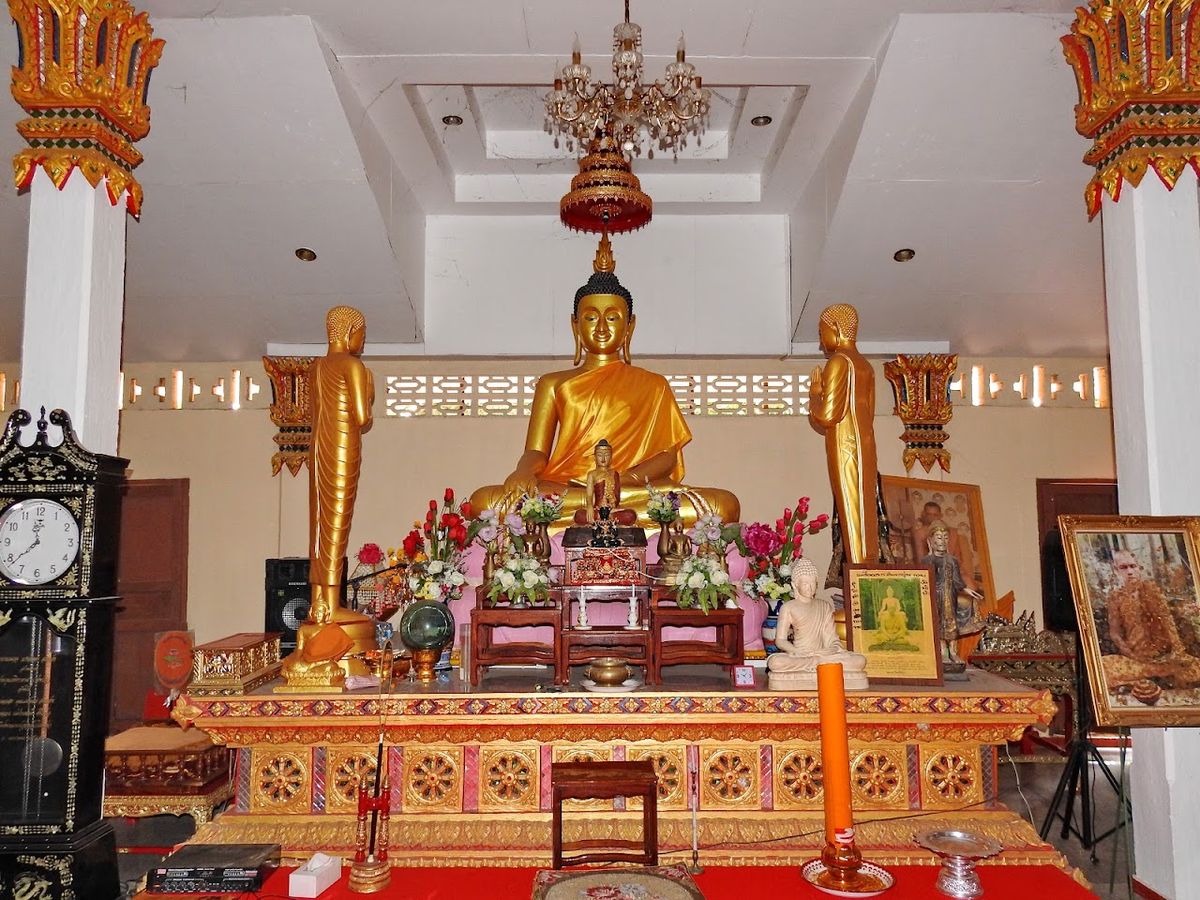 Wat Phang Bua photo 3