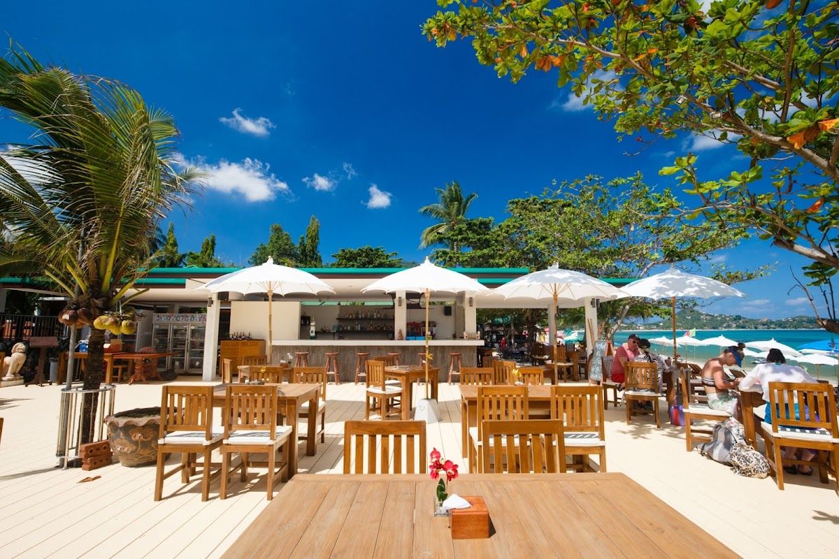 Lamai Beach beachfront resort pool and garden area, Koh Samui, looking toward the Gulf of Thailand