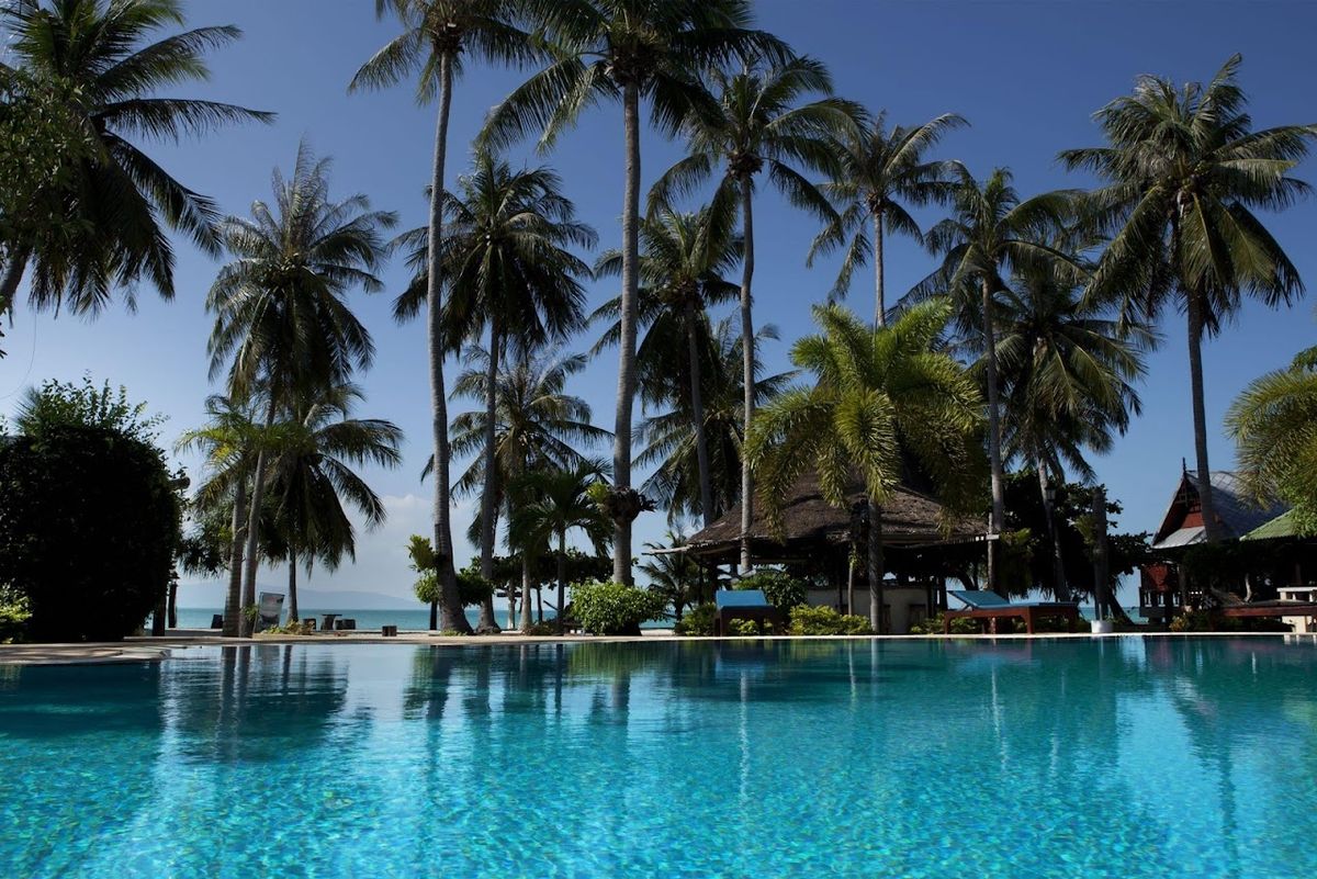 Dewshore Resort exterior in Fisherman's Village