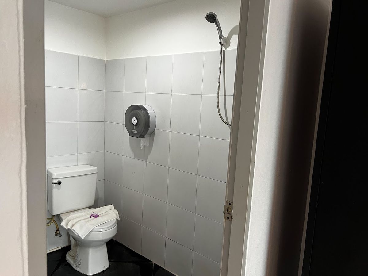 Golden Monkey Samui room interior in Chaweng