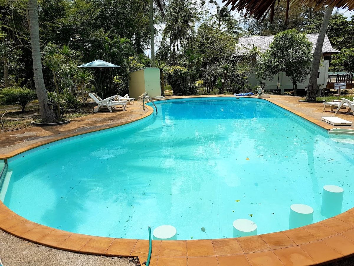 Phangka Paradise facilities in Lipa Noi